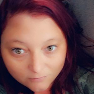 Meet your Posher, Carrie